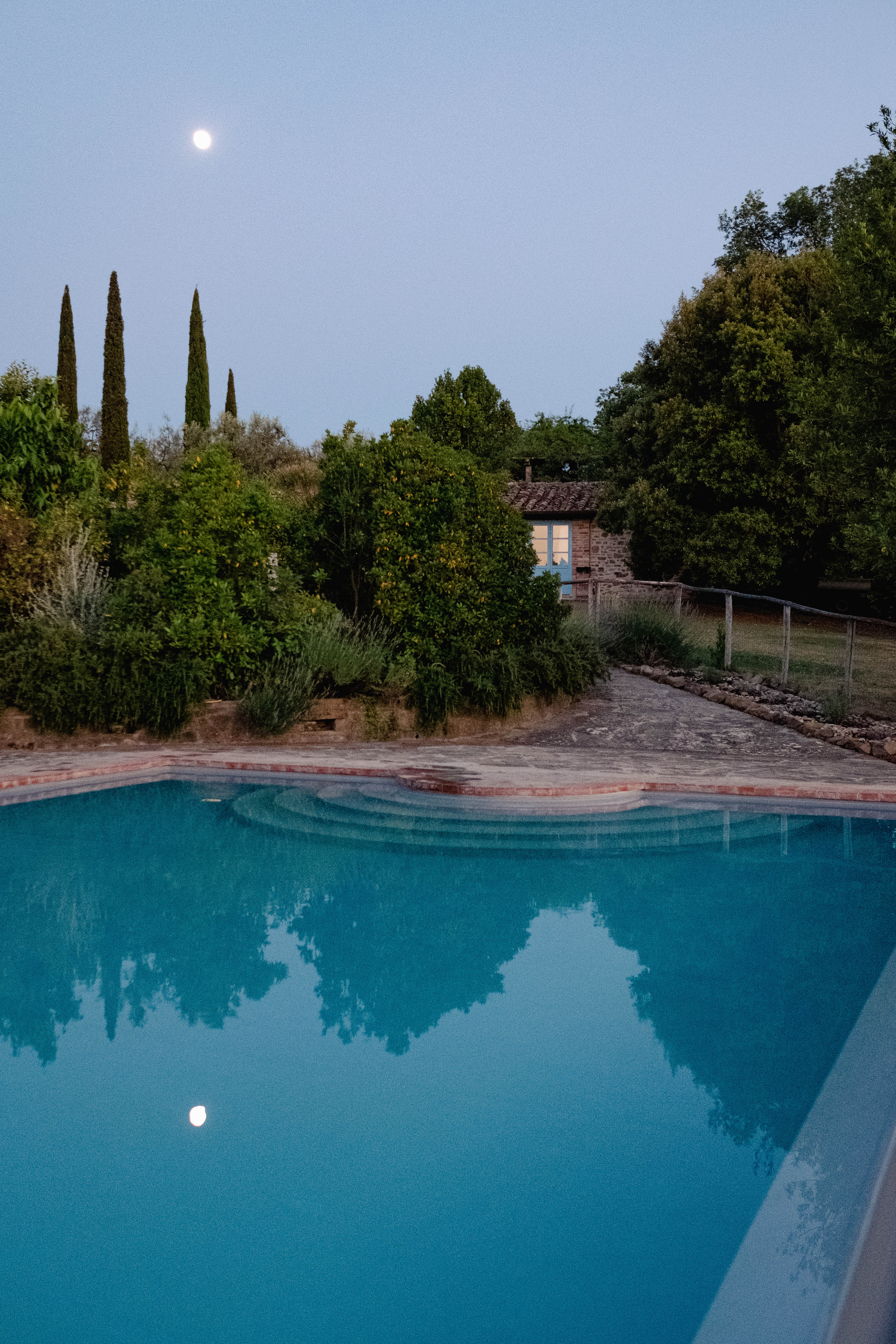 outside pool at maraviglia