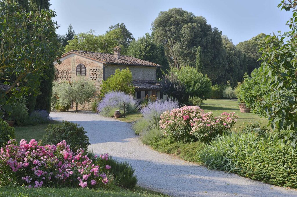 monsignor della casa resort outside view