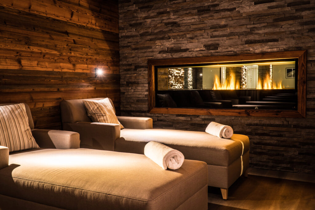 the capra saas-fee spa room